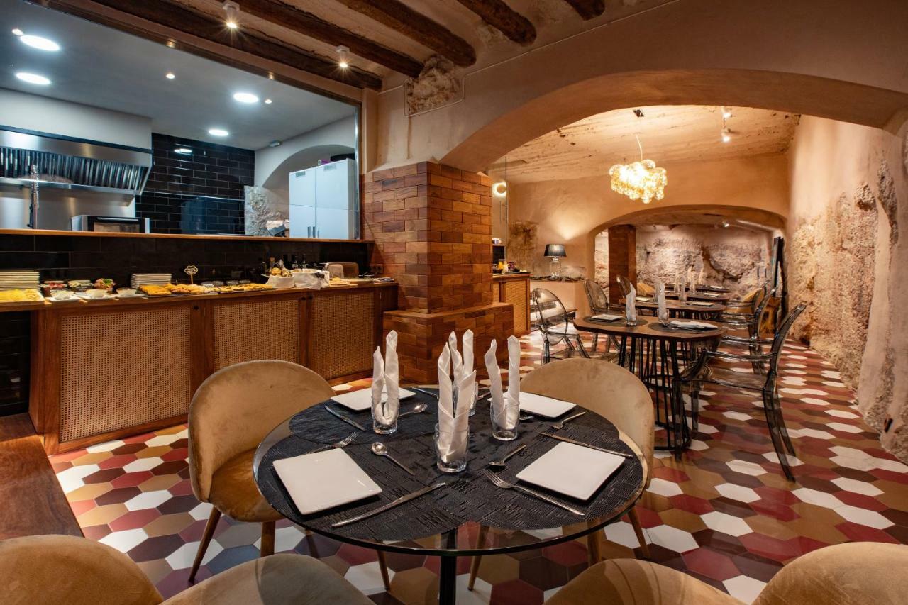 فندق El Palauet Del Priorat كورنووديلا المظهر الخارجي الصورة